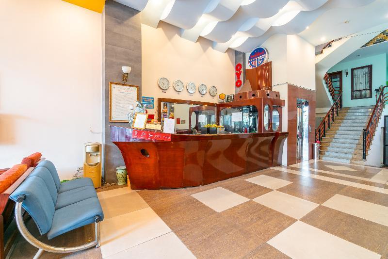 Hotel OYO 266 Golden Gate Đà Nẵng Exterior foto