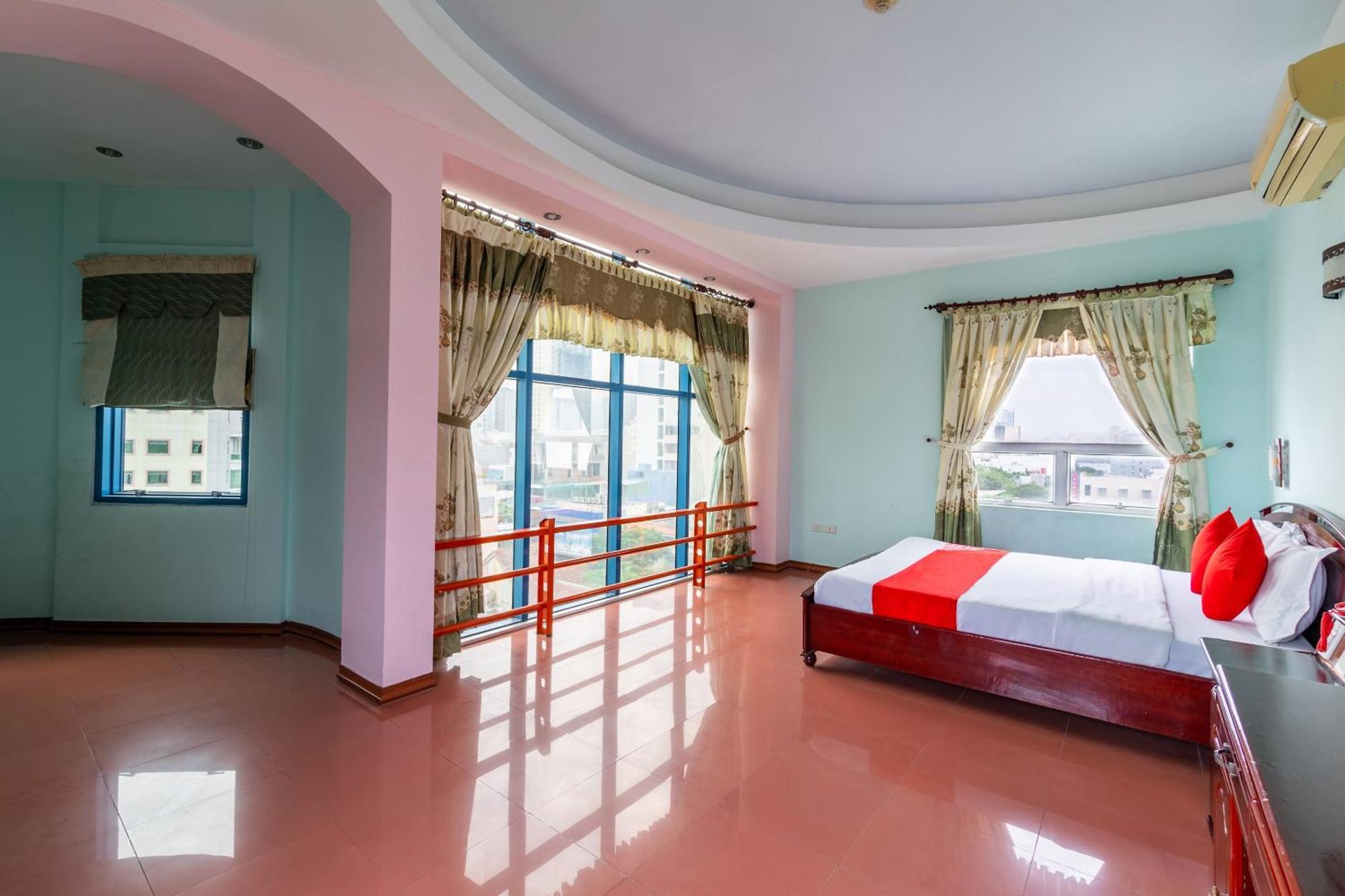 Hotel OYO 266 Golden Gate Đà Nẵng Exterior foto