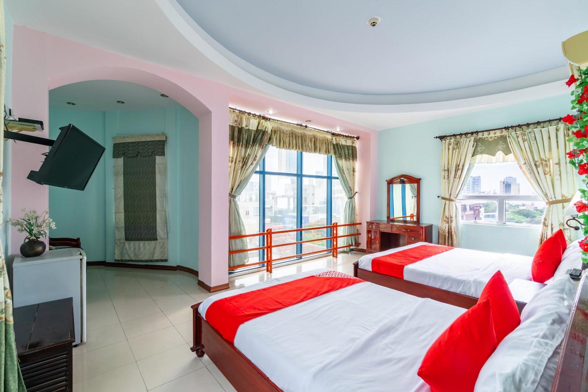 Hotel OYO 266 Golden Gate Đà Nẵng Exterior foto
